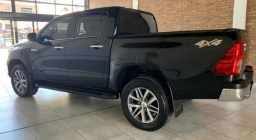 Toyota Hilux 2.8 Cd Srx 177cv 4x4 2017