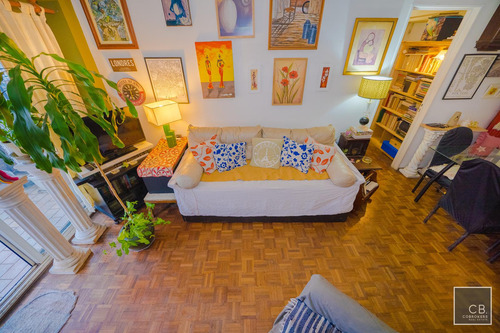 Departamento De 2 Ambientes De 53,73 M2. Piso Alto, Balcón. Cochera Fija. Apto Profesional. Flores