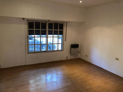 Imagen 2 de 17 de Ph En Venta En Banfield