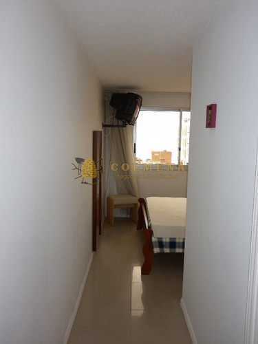 Apartamento En Playa Brava Con Vista Al Mar - Consulte !!!!!!- Ref: 3613
