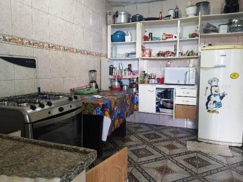 Vendo Casa A 500 Metros Do Mar Com Quintal Amplo Em Itanhaém