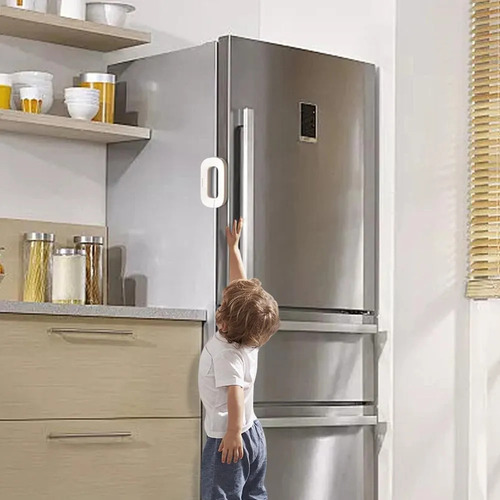 Traba Para Puerta Adhesiva Gastromena Seguridad Cajón Heladera Cocina Niño Bebé Color Blanco