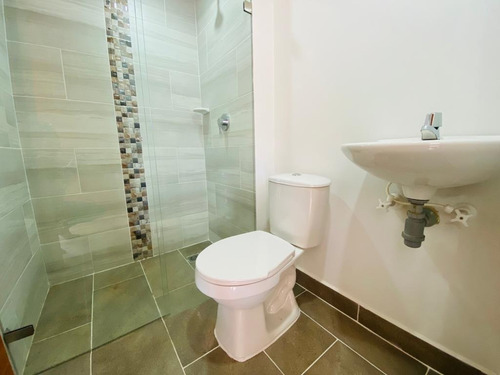 Imagen 7 de 11 de Se Vende Cómodo Apartamento, Tercer Piso Sin Ascensor
