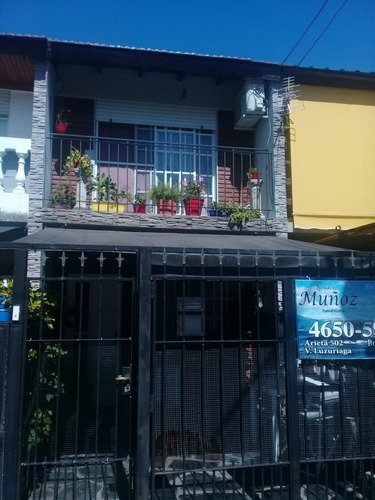 Imagen 1 de 21 de Dúplex De 4 Ambientes Con Cochera Y Patio.