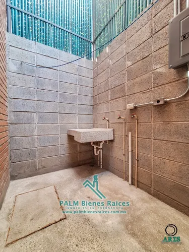 Lomas De Cortes - Casa Tipo Loft - Semi Amueblada - Alberca Climatizada, Vigilancia 24 Hrs.