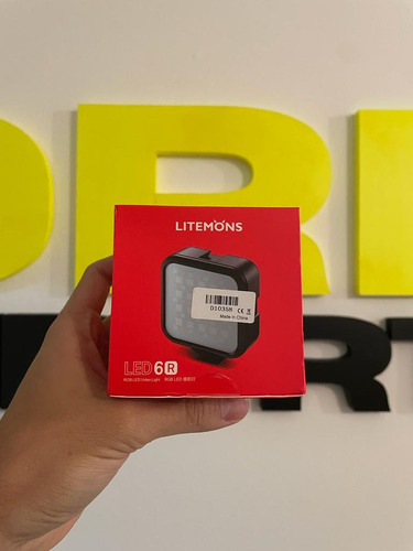 Lámpara Led Mini Rgb Cct Vlogging 6r Godox Color De La Estructura Negro