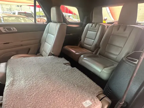 Ford Explorer 4.0 Limited V6 Sync 4x2 Mt