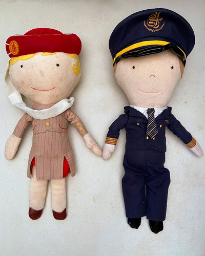 Emirates Peluches Capitan Y Azafata Edición Limitada Beige (Usado)
