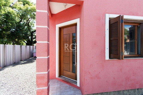 Casa Em Camaquã Com 3 Dormitórios - Lu431443