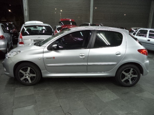 Peugeot 207 Quiksilver 1.6 16v Flex 5p Completo 2012 Prata