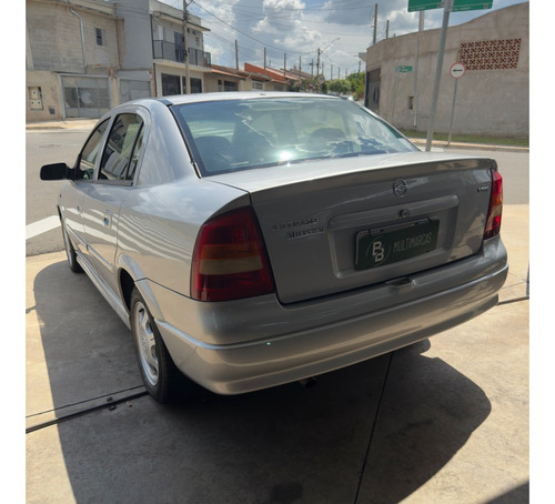 Chevrolet Astra 1.8 MPFI MILLENIUM II SEDAN 8V GASOLINA 4P MANUAL