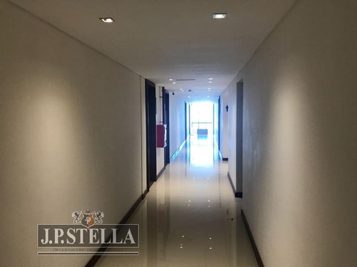 Oficina 40 M2 En Complejo Km 41 Polo Empresarial - Fco. Alvarez