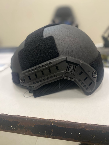 Casco Recortado