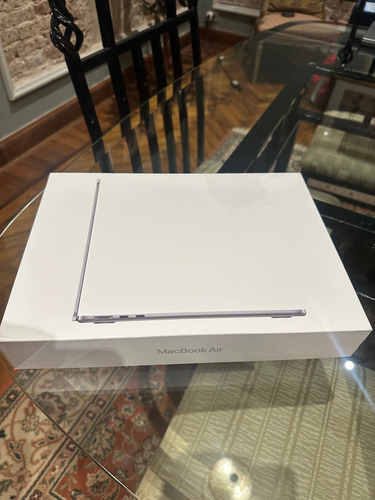 Macbook Air, 256ssd 8gb Ram, 2022 Espacial (Usado)