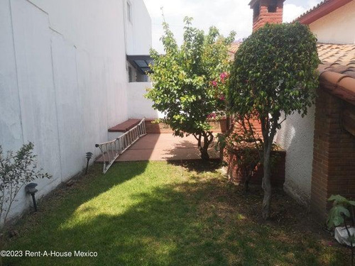 Casa En Venta En Huixquilucan, La Herradura Am. 24-1513