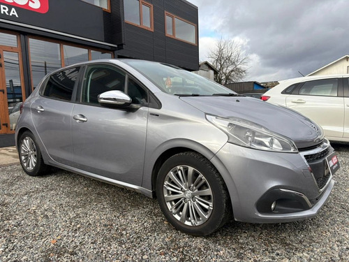 Peugeot 208 2019