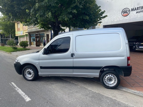 Peugeot Partner 1.6 Hdi Furgon Confort 2019 Imp 43.000 Kms