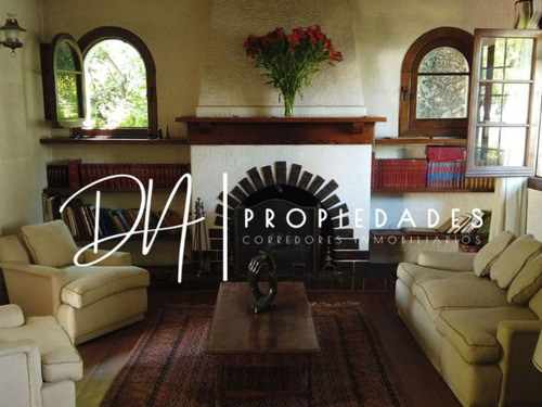 Preciosa Casa Estilo Neocolonial Español En Ñuñoa