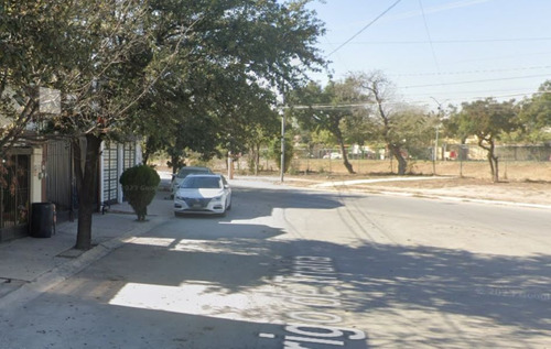 Casa En Venta De Remate Bancario- Misión De Fundadores, Apodaca, Nuevo León, México -jcbb2
