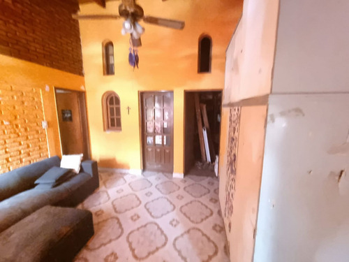 Casa En Venta Berazategui 3 Ambientes
