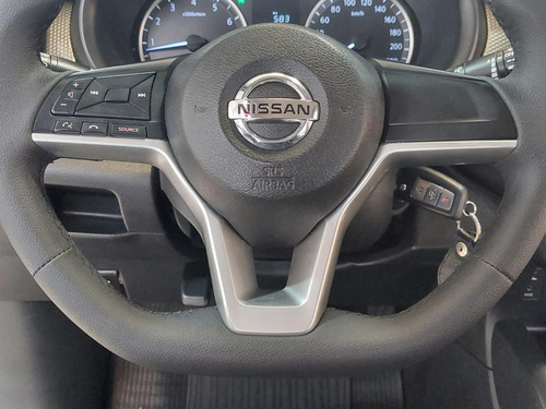 Nissan Kicks S Cvt