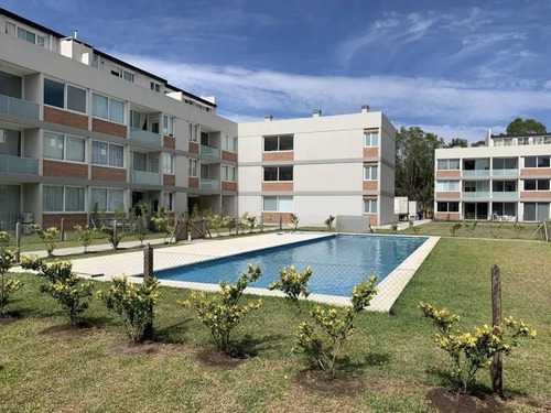 Departamento En Villa Los Remeros - Venta - 3 Ambientes -