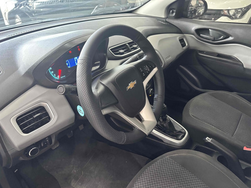 Chevrolet Onix 1.0 LT SPE/4