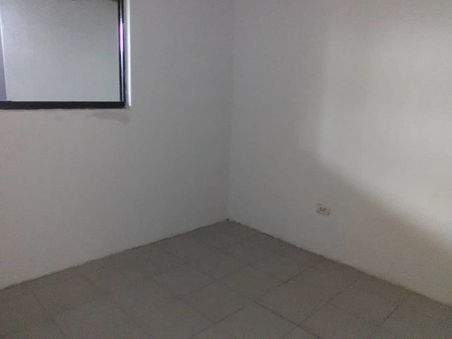 Imagen 11 de 14 de Apartamento En Venta Residencias La Quinta Planta Baja 83 M2 Los Teques