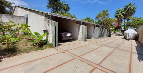 Imagen 3 de 6 de Casa En Venta Urb. Caraballeda C-19756