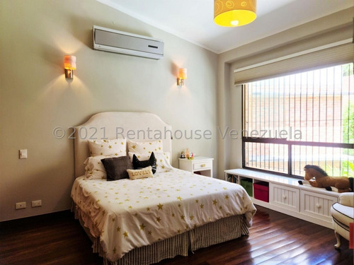 Imagen 20 de 20 de Alto Hatillo Casa Venta Cod. 22-19577 Odette Favrin 0414-2417498