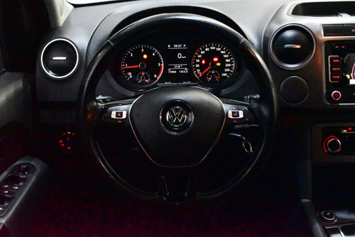 Imagen 15 de 16 de Volkswagen Amarok 2.0 180cv 4x4 Dark Label 2015 - 73.900km
