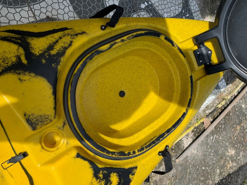 Imagem 6 de 13 de Caiaque Lontras Barracuda Profish Com Assento