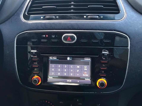Fiat Punto 2016 1.4 Attractive Flex 5p