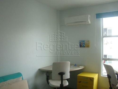 Imagem 14 de 15 de Apartamento Com 2 Quartos A Venda No Bairro Coqueiros Em Florianopolis. - V-81338
