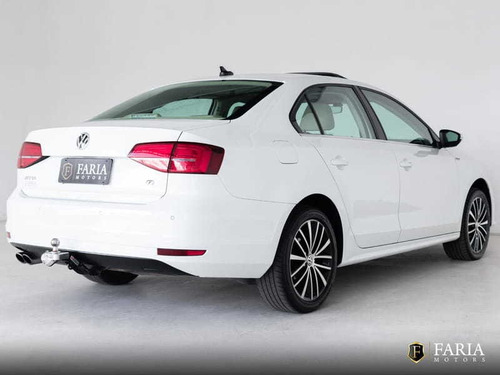Imagem 4 de 15 de Volkswagen Jetta Highline 2.0 Tsi 16v 4p Tiptronic 2017