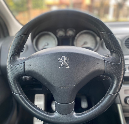 Imagen 17 de 18 de Peugeot 308 Feline 2.0 143 Cv
