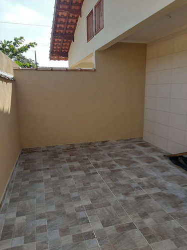 Casa Nova Em Mongaguá! Imóvel Com 3 Dormitórios!ref.: 8421 E