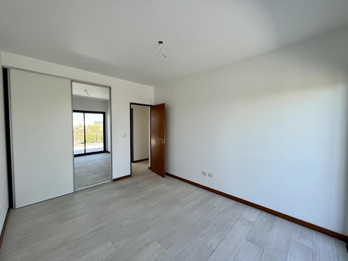 Venta, Casa, El Canton, Barrio Golf, Lote Al 100, 5 Ambientes