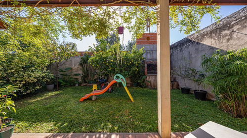 Venta Casa 3 Ambientes Altos De Podesta Jardin