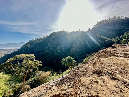 Se Vende Terreno 122.076m2 Los Salías Los Teques Miranda