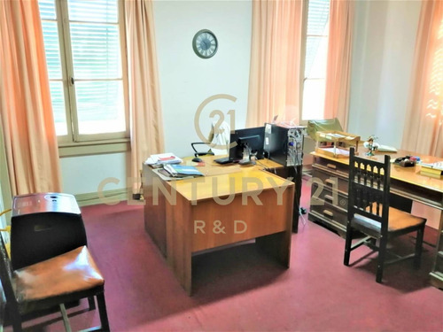 Imagen 8 de 15 de Venta De Oficina Con 254mts2 Y 1e, En Calle Dieciocho, Sa...