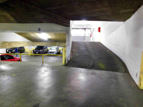 Imagen 13 de 17 de Venta De Cochera Cubierta En Villa Devoto