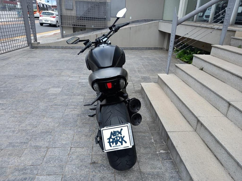 Ducati Diavel Dark