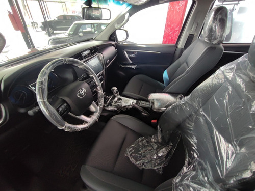 Imagen 4 de 6 de Toyota Fortuner