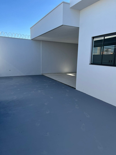 Casa Com 3 Quartos E Suite