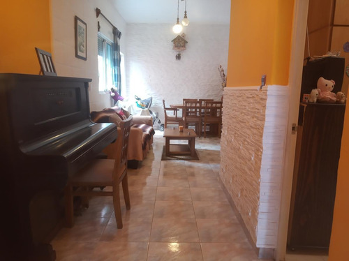 Imagen 4 de 19 de Casa De 2 Dormitorios En Buceo. Jardín , Patio Y Cochera.
