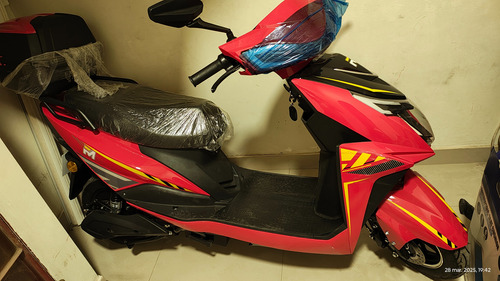 Motocicleta Eléctrica, Batería Premium De Plomo Ácido 72v20a