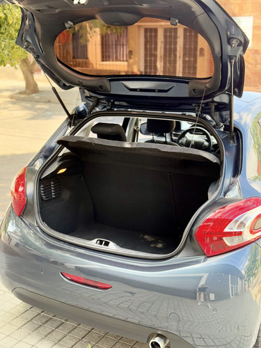 Peugeot 208 1.6 Allure Touchscreen