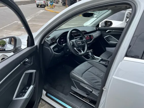 Audi Q3 Ambition