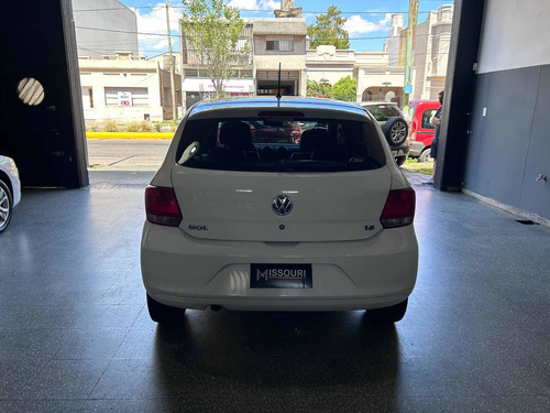 Imagen 6 de 25 de Volkswagen Gol Trend 2014 1.6 Pack I 101cv